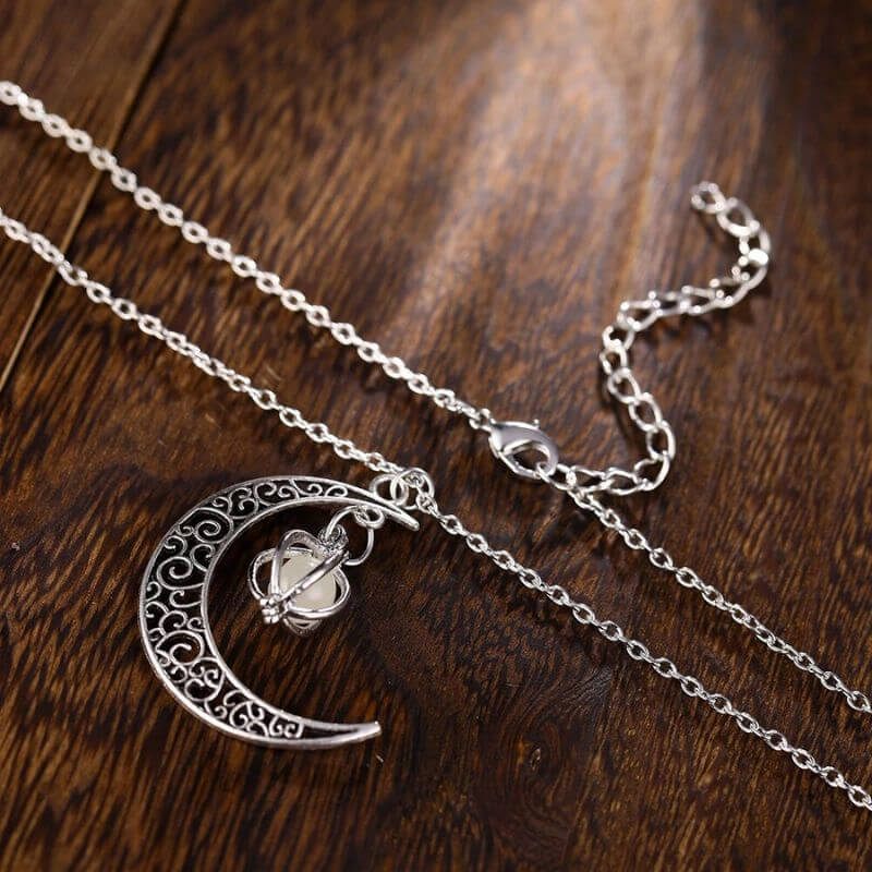 Pendentif Lune - Pierre luminescente